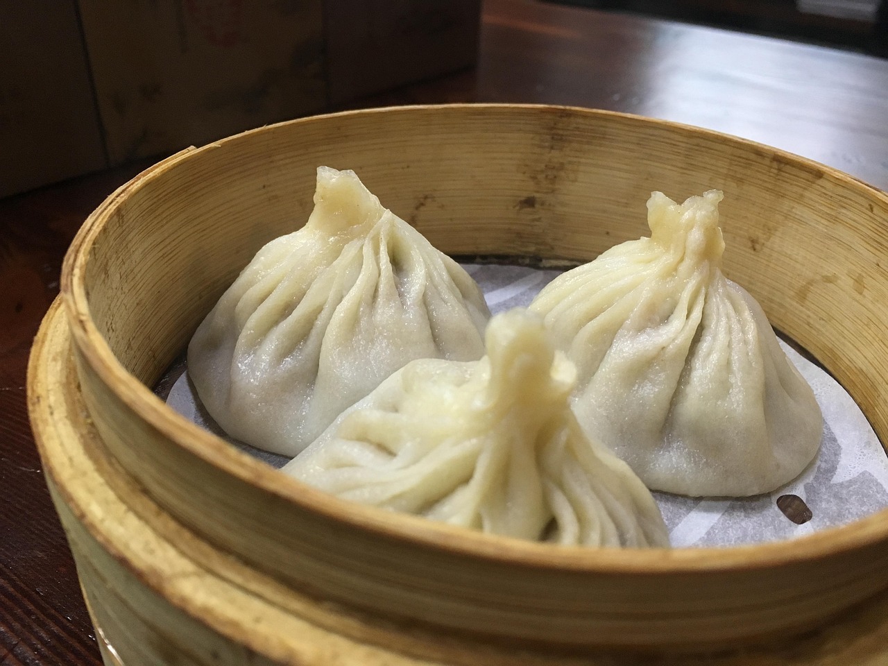 entdecken sie authentische dim sum, die traditionellen chinesischen kleinen häppchen, perfekt für jede gelegenheit und voller vielfältiger aromen.